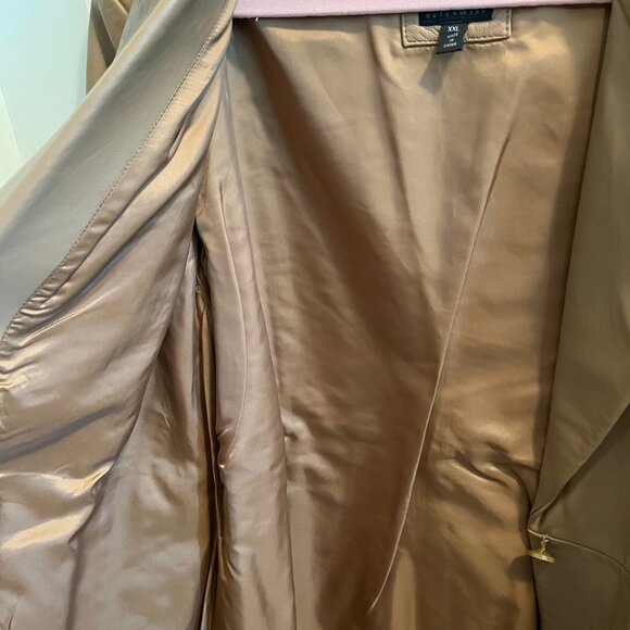 JCL Women's Leather Jacket - Picture 7 of 12